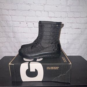 Bogs Snowday II Mid boots women’s size 10 NIB